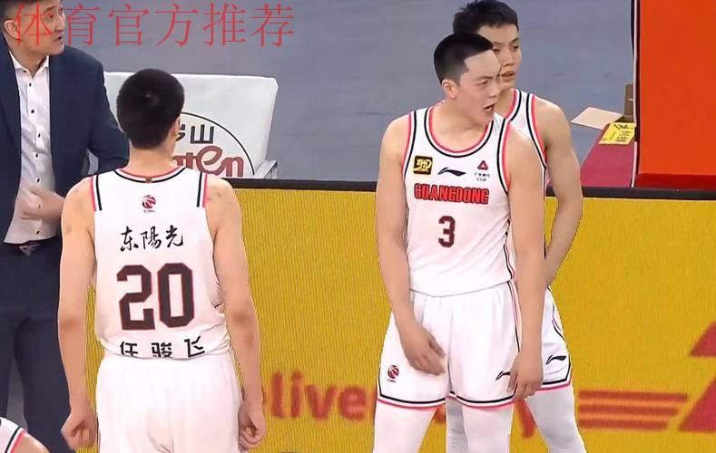 萨姆纳+萨林杰+奎因!广东男篮首战山西,杜锋祭出“复仇者联盟” 萨姆纳+萨林杰+奎因!广东男篮首战山西,杜锋祭出“复仇者联盟”